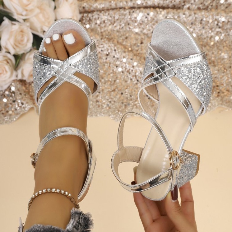 Women'S Formal Wear For Wedding - 女性ブロックヒールサンダルゴールドキラキラクロスストラップアンクルバックルオープントゥプロムウェディングパーティーエレガントドレスシューズ履物 2026
