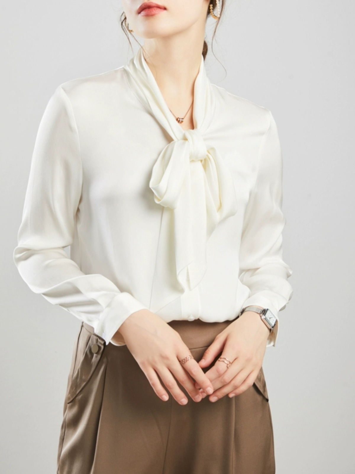 2026年レディースホワイトシルクシャツ 100%桑絹長袖ブ - Silk Blouse Button のレビューと価格
