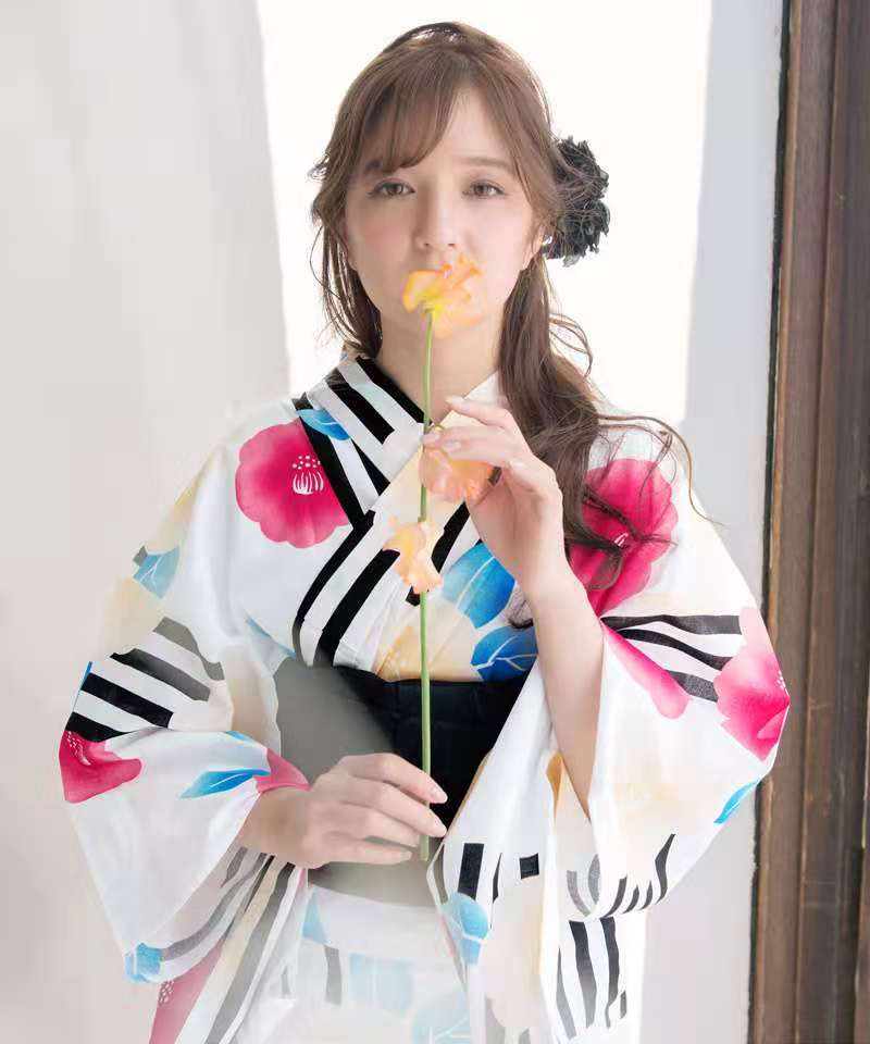 日本の伝統的な着物 新しいフォーマルウェア 着物 浴衣 女性 - Women Formal Wear For Conference のレビューと価格